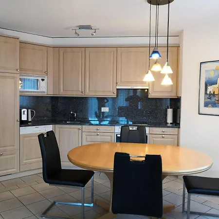 Apartment Al Ponte 4 *